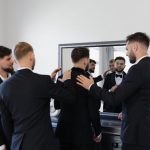 Классический мужской костюм — неотъемлемая часть делового стиля